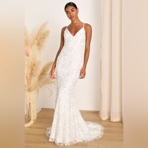 NWT Vow to Wow White 3D Floral Applique Sequin Maxi Dress